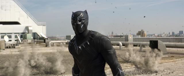 Count the top ten actors to hate wearing superhero costumes